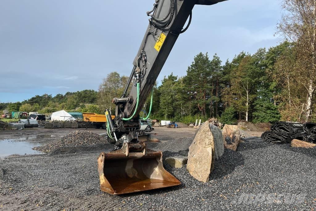 Volvo EC 220 DL Crawler excavators