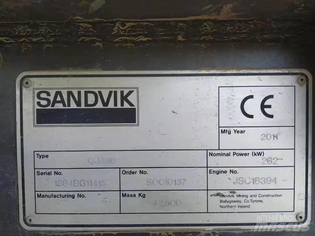 Sandvik QJ330 Mobile crushers