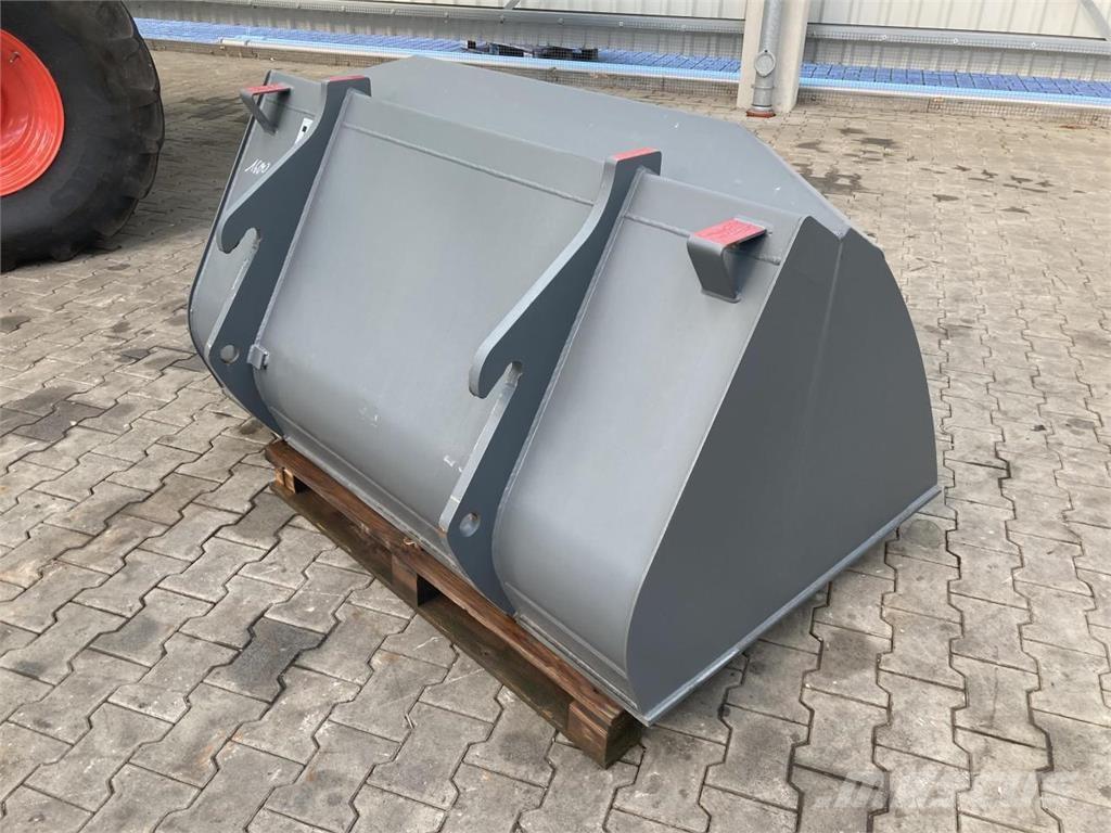 Kramer 1600 mm Front loader accessories