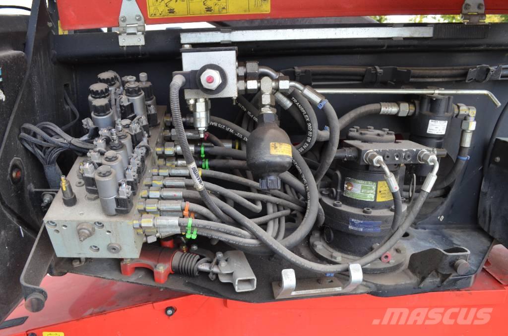 Manitou ManGo 12 Articulated boom lifts