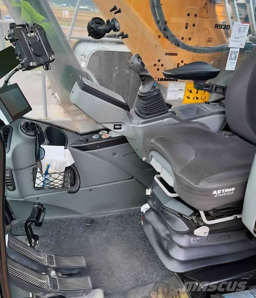 Liebherr R 930 G8 Crawler excavators