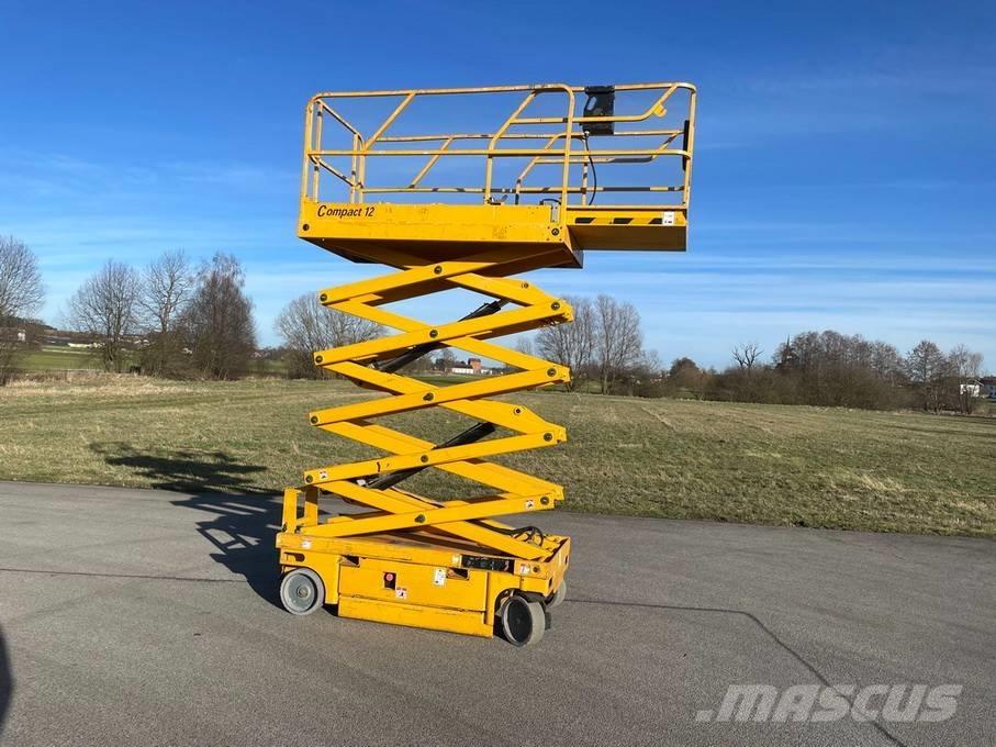 Haulotte Compact 12 Scissor lifts