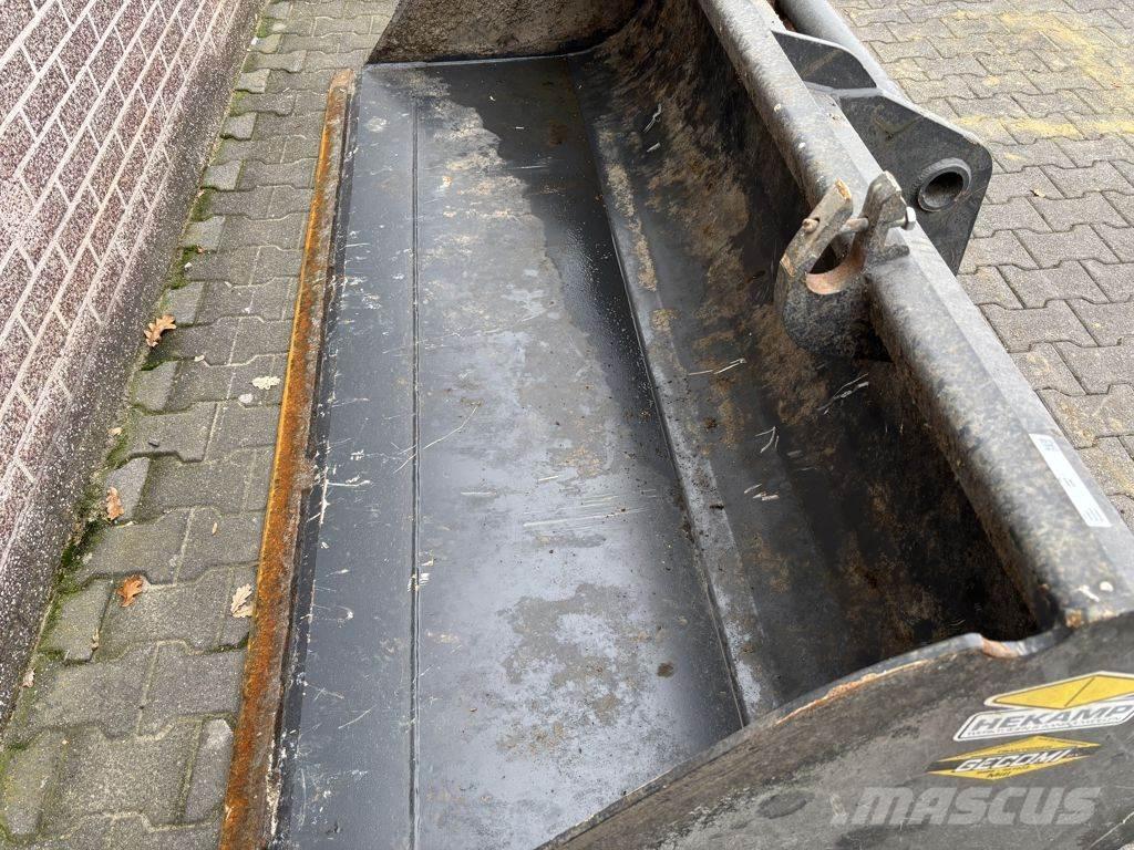 Hekamp s-250 Buckets