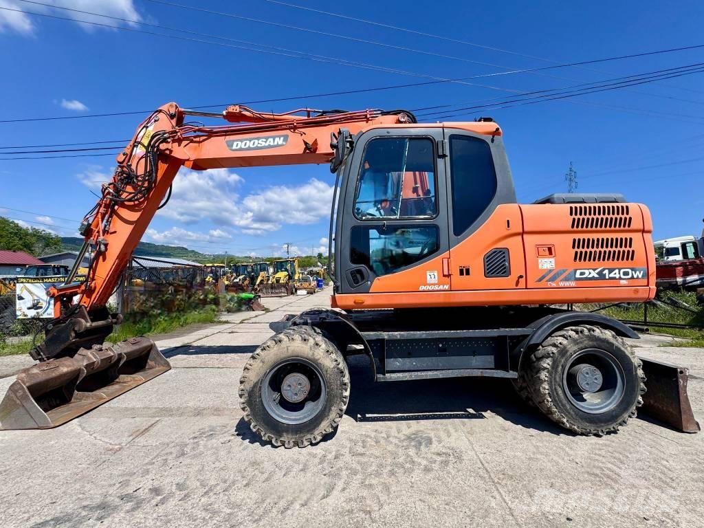 Doosan DX 140 W-3 Wheeled excavators