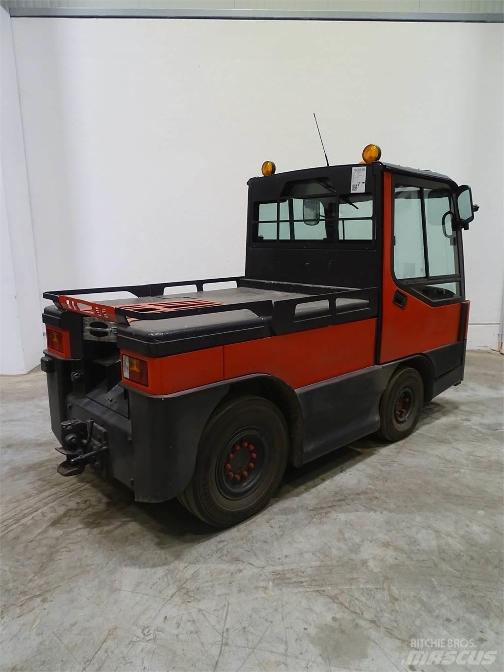 Linde P250 Towing trucks