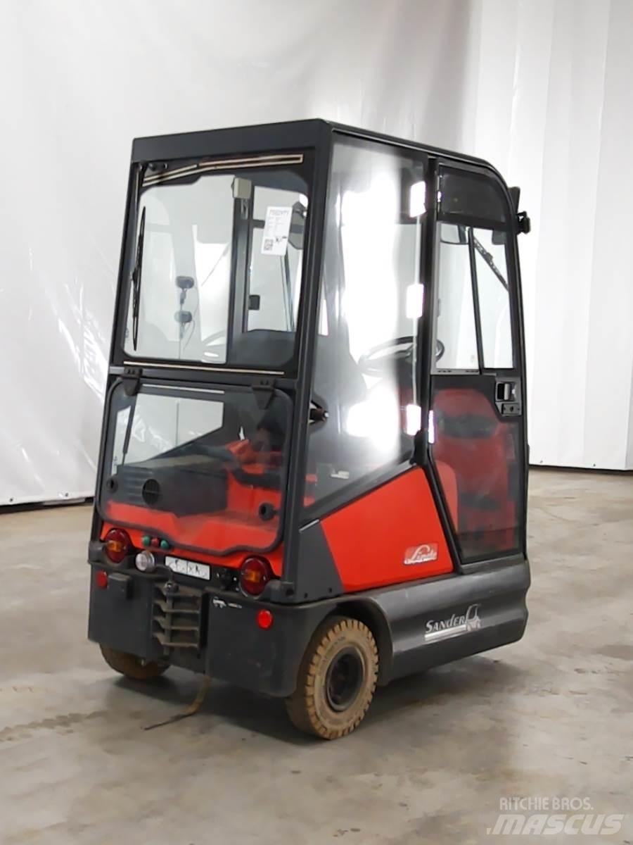 Linde P60 Towing trucks