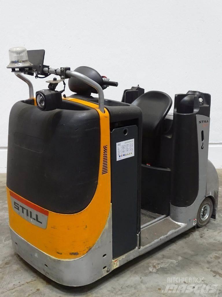 Still CX-T Towing trucks