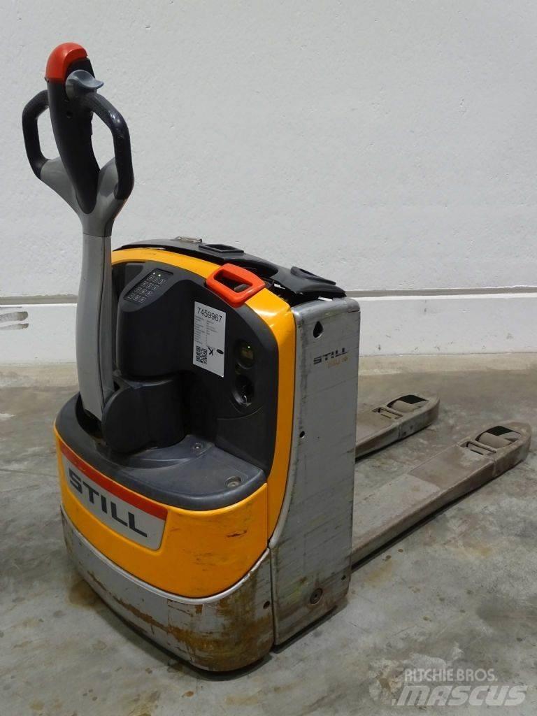 Still EXU16 Low lifter