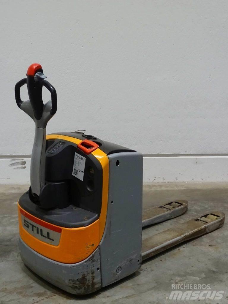 Still EXU18 Low lifter