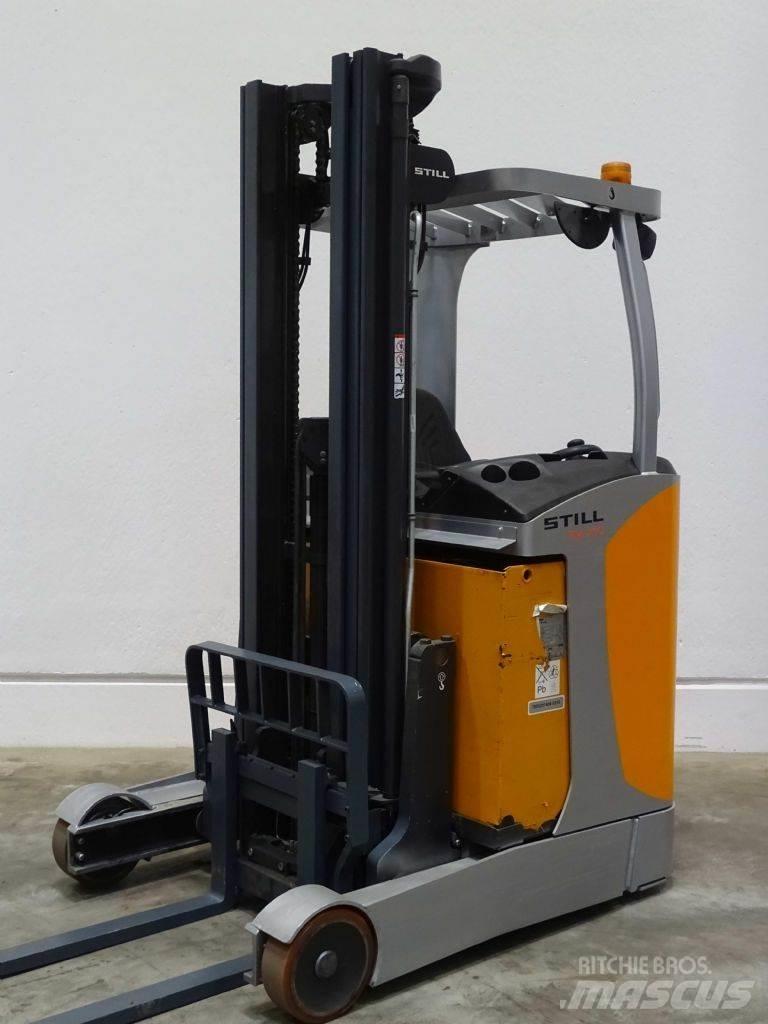Still FM-X10 Reach trucks