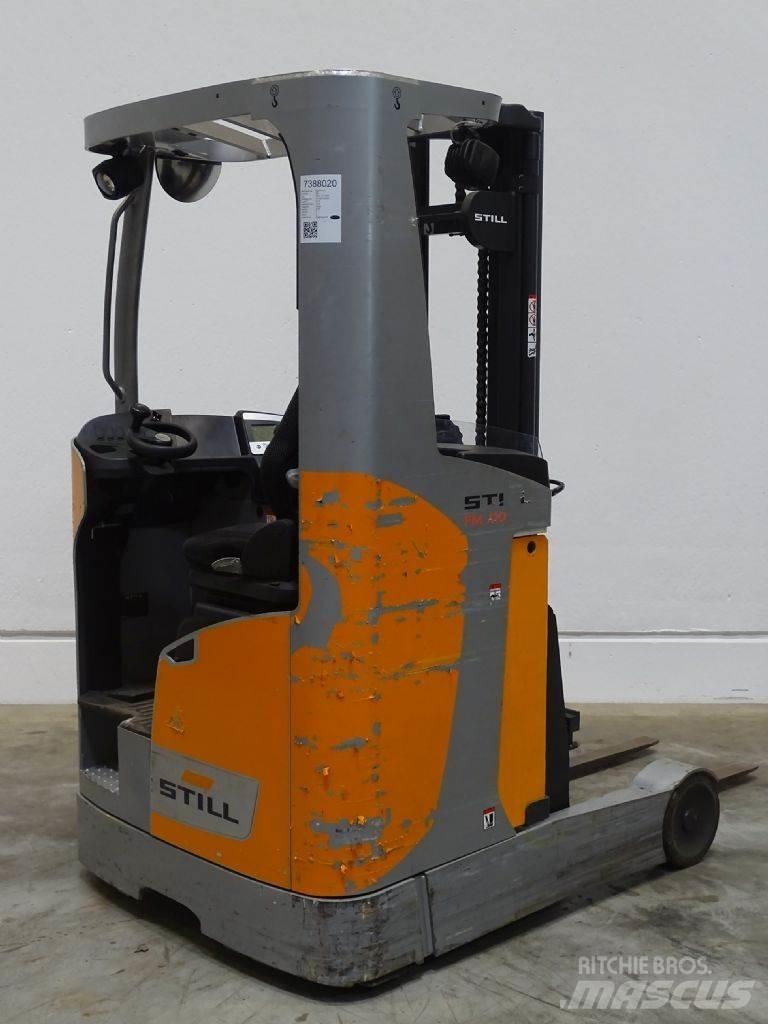 Still FM-X10 Reach trucks