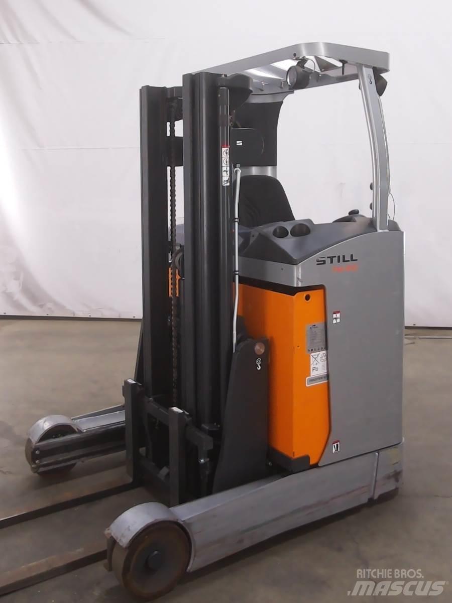 Still FM-X10 Reach trucks