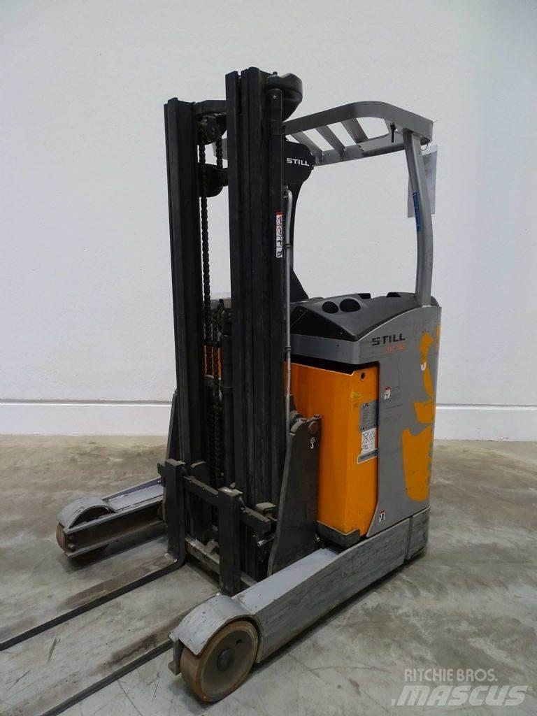 Still FM-X12 Reach trucks