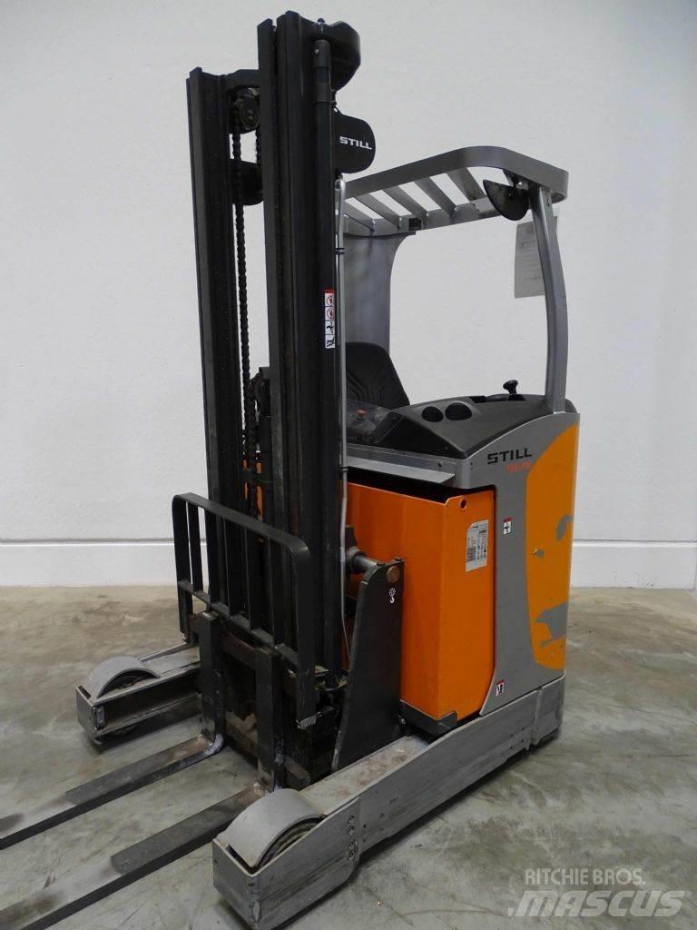 Still FM-X12 Reach trucks