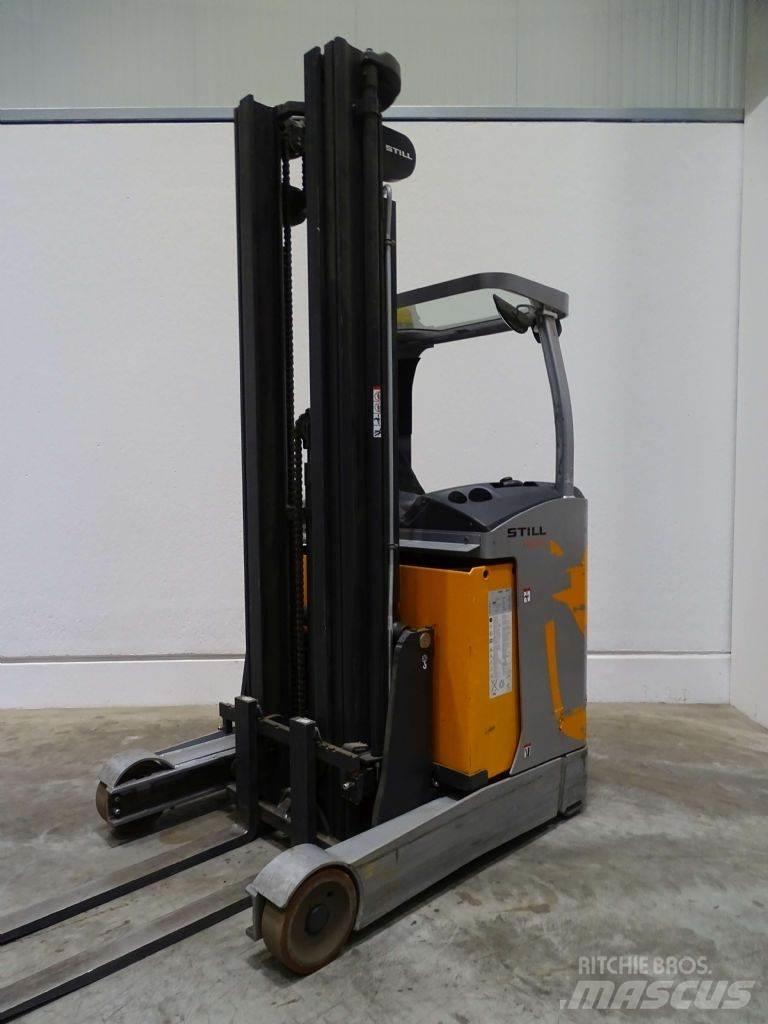 Still FM-X14 Reach trucks