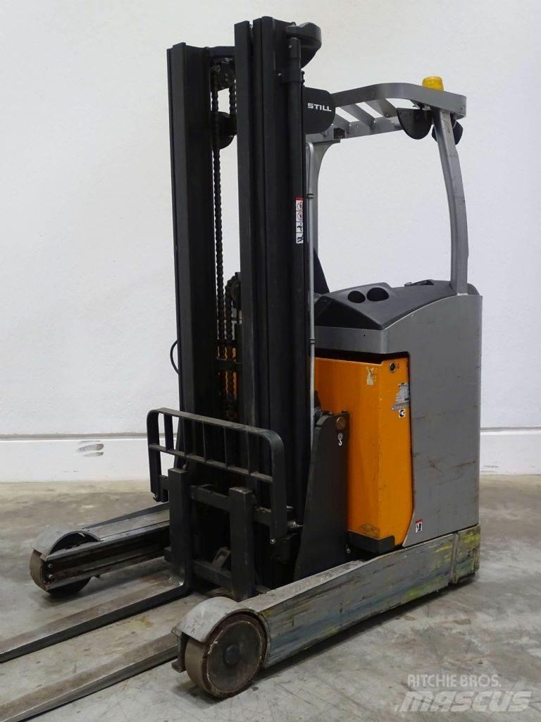 Still FM-X14 Reach trucks