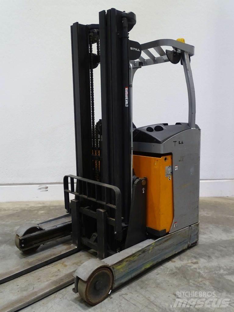 Still FM-X14 Reach trucks