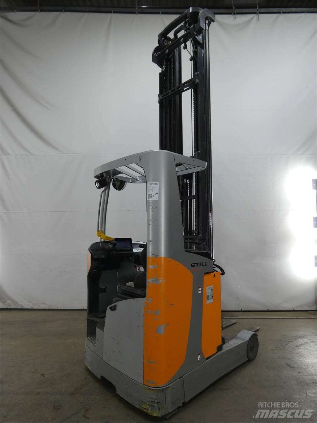 Still FM-X14 Reach trucks