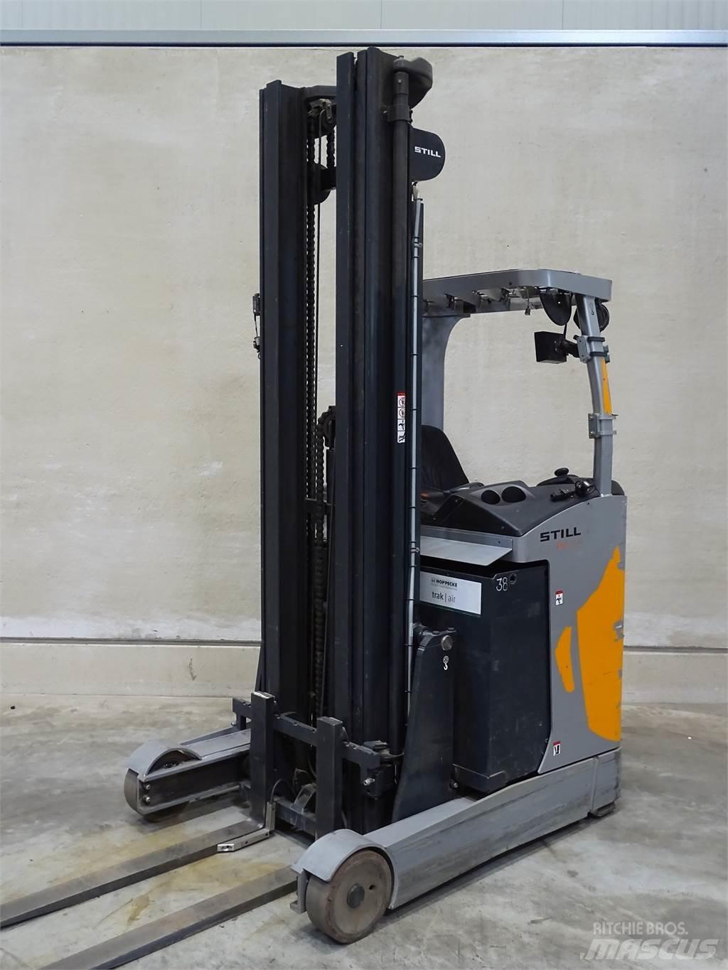Still FM-X14 Reach trucks