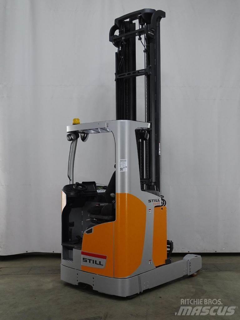 Still FM-X17 Reach trucks