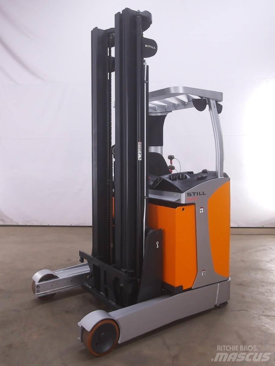 Still FM-X17 Reach trucks