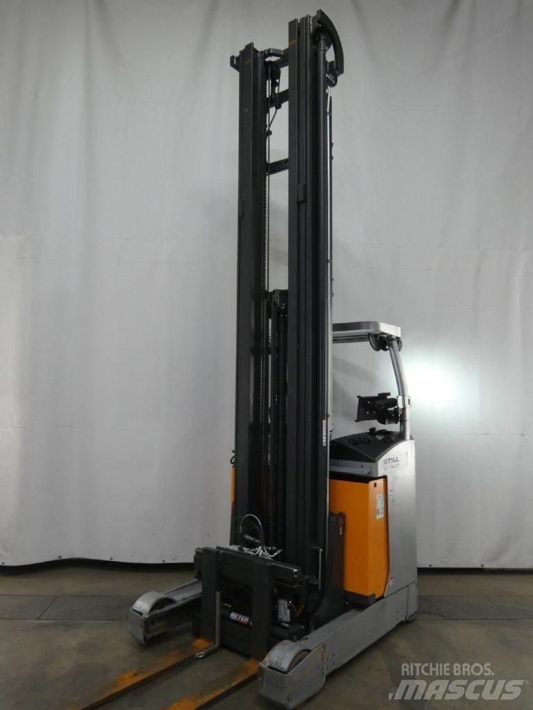 Still FM-X17 Reach trucks