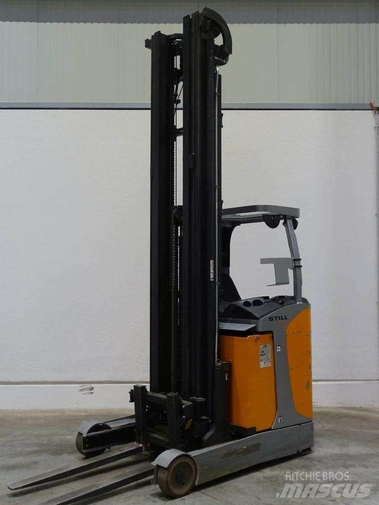 Still FM-X17 Reach trucks