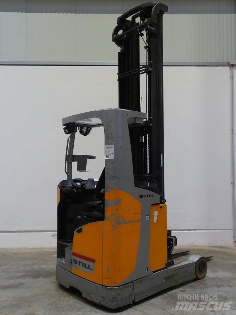 Still FM-X17 Reach trucks
