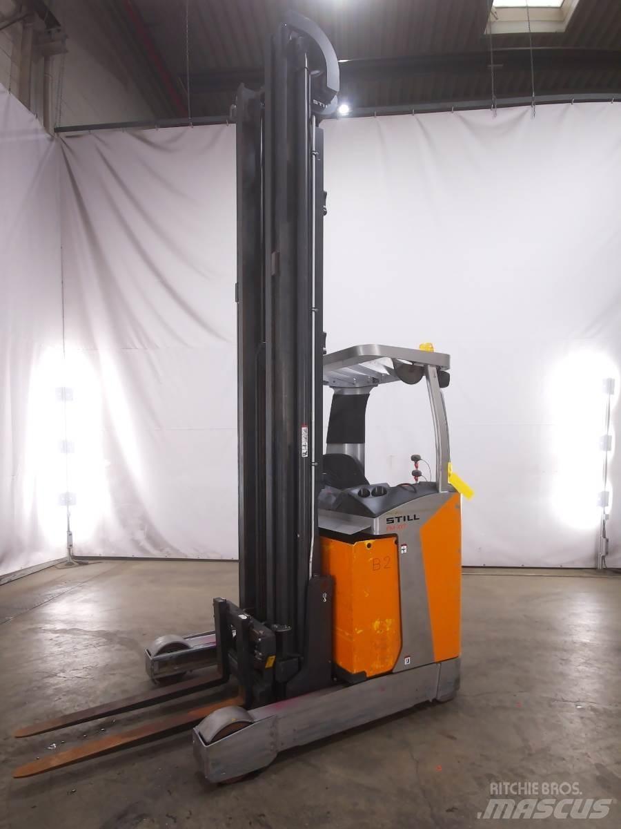 Still FM-X17 Reach trucks