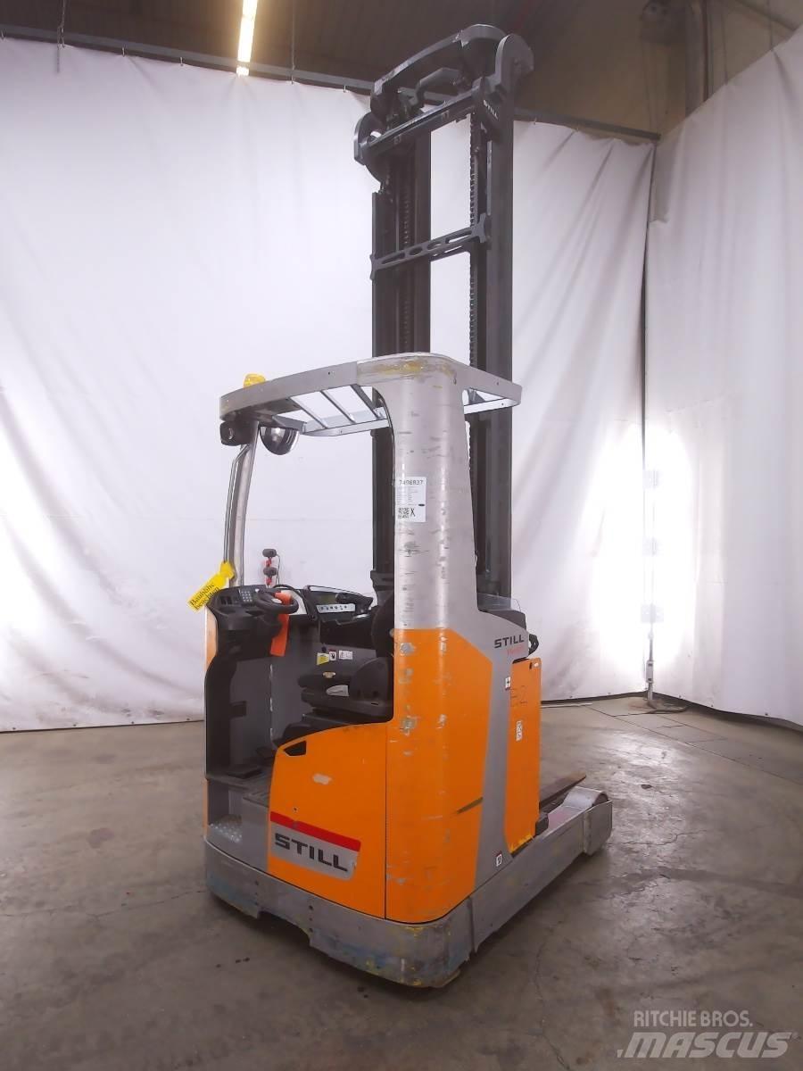 Still FM-X17 Reach trucks