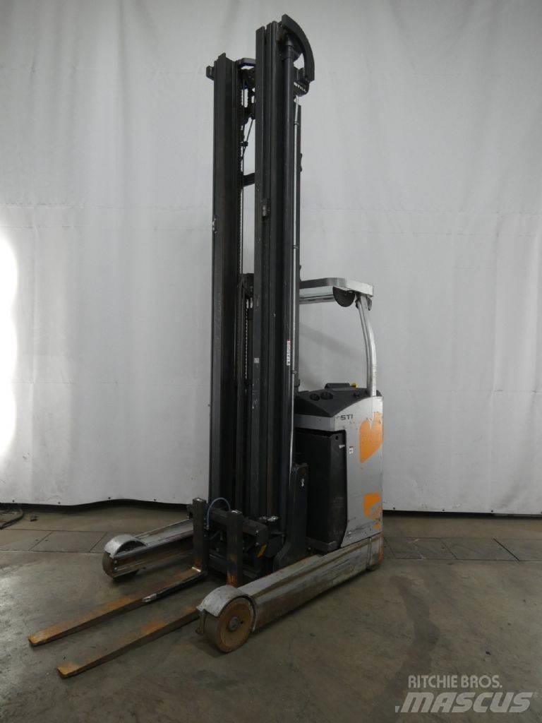 Still FM-X17 Reach trucks