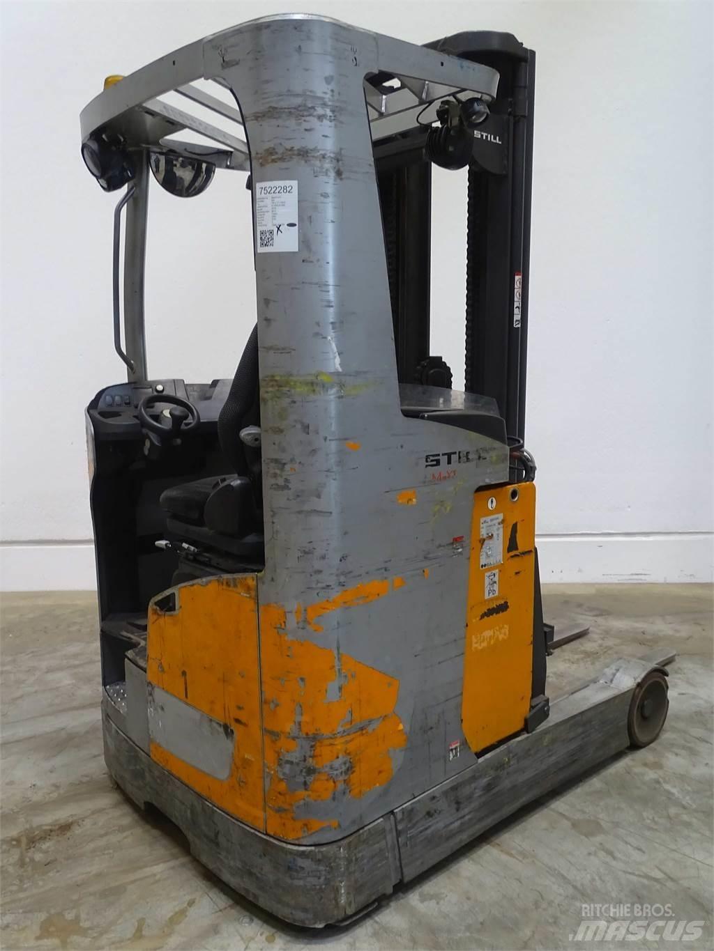 Still FM-X17 Reach trucks