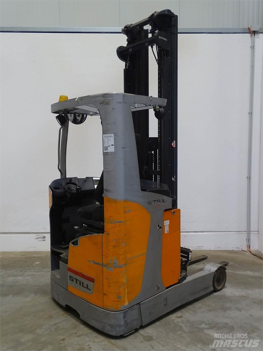 Still FM-X17 Reach trucks
