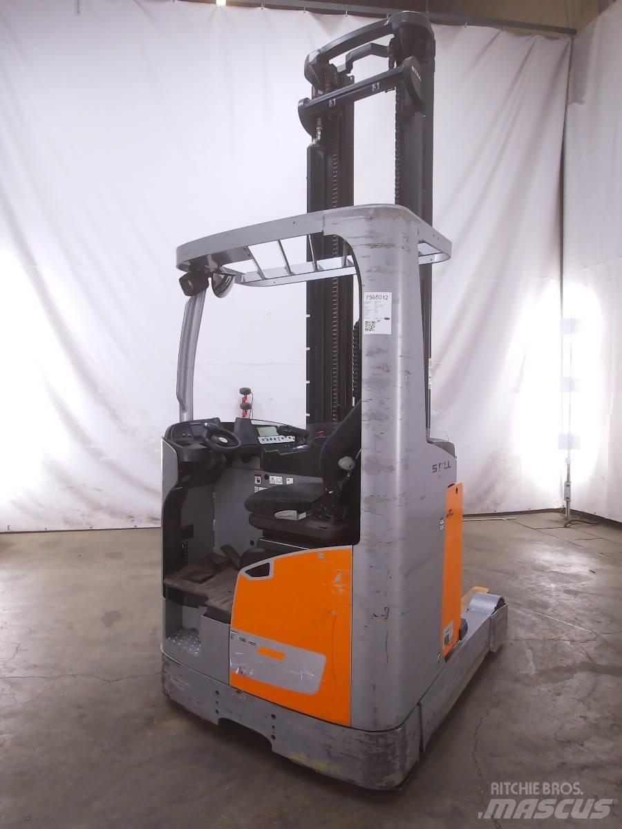Still FM-X17 Reach trucks