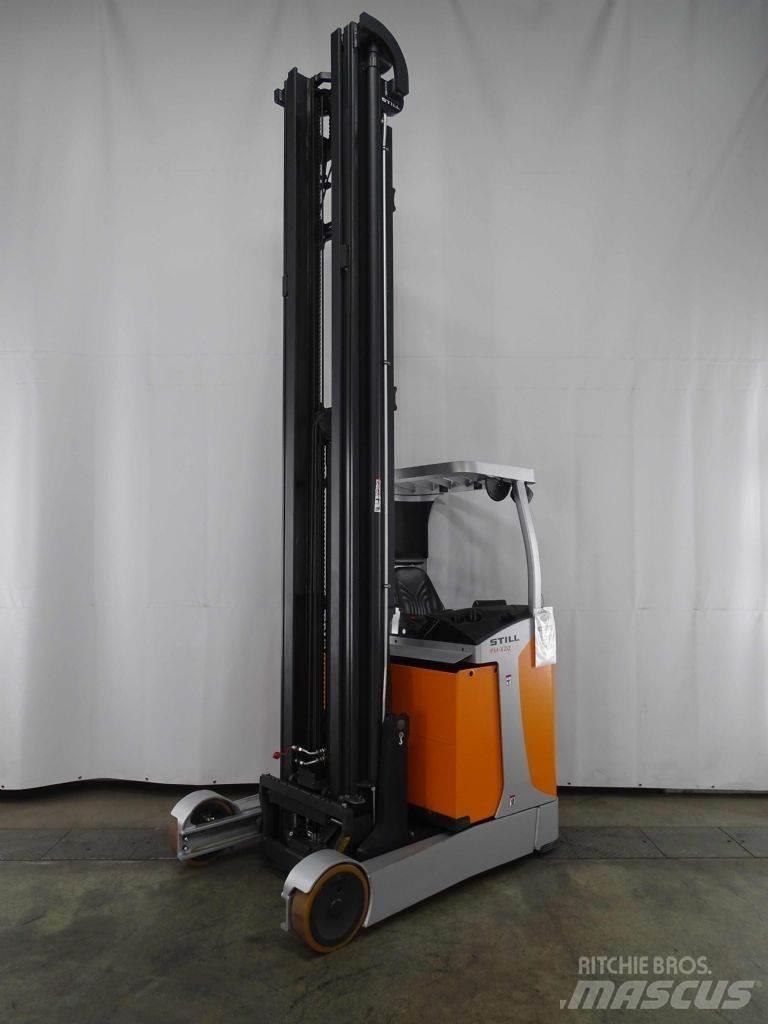 Still FM-X20 Reach trucks