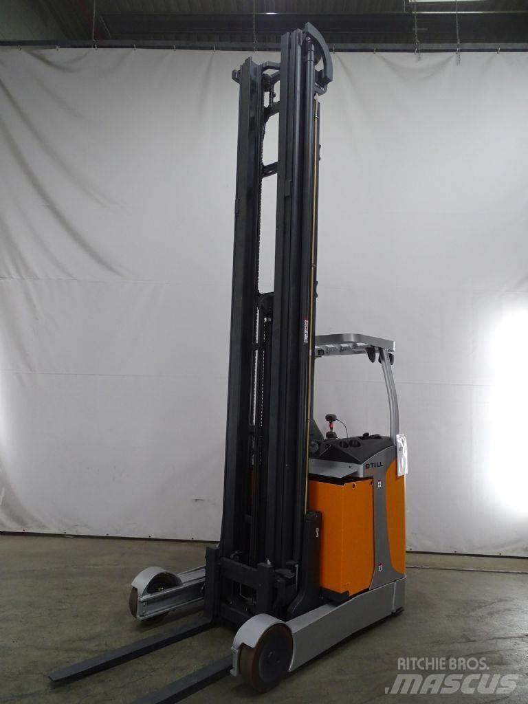 Still FM-X20 Reach trucks