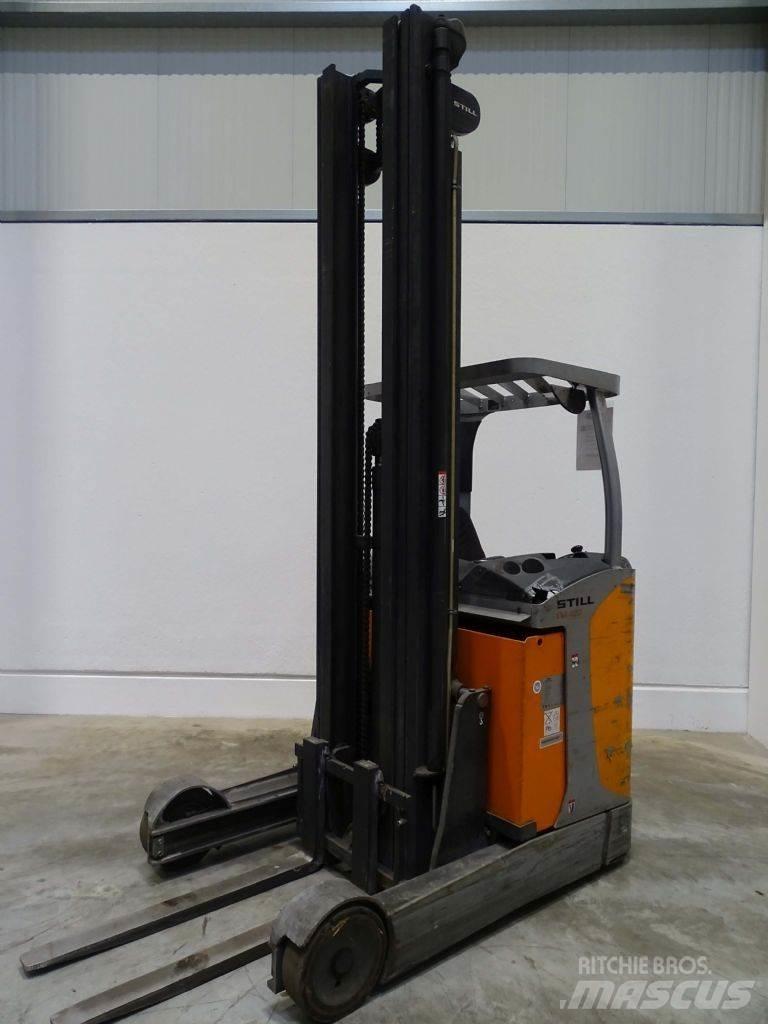 Still FM-X20 Reach trucks