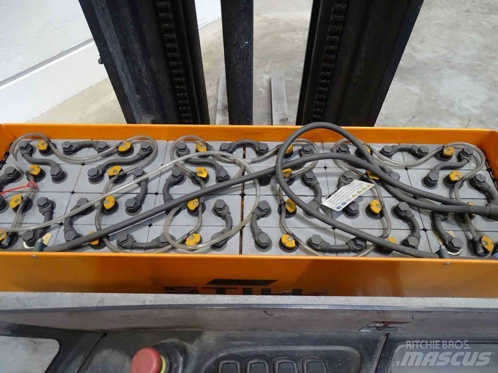 Still FM-X20 Reach trucks