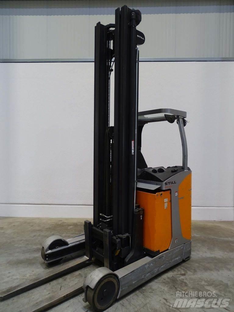 Still FM-X20 Reach trucks