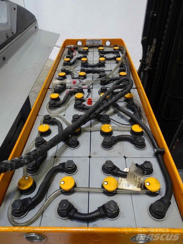 Still FM-X20 Reach trucks