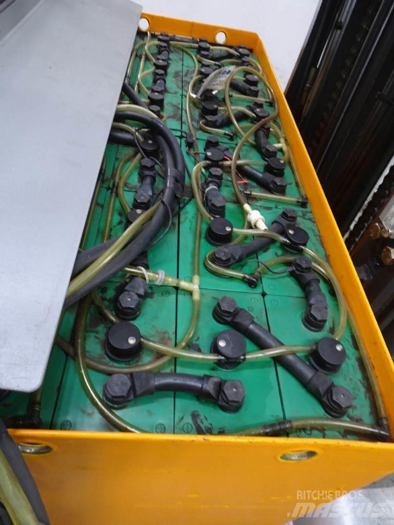 Still FM-X20 Reach trucks