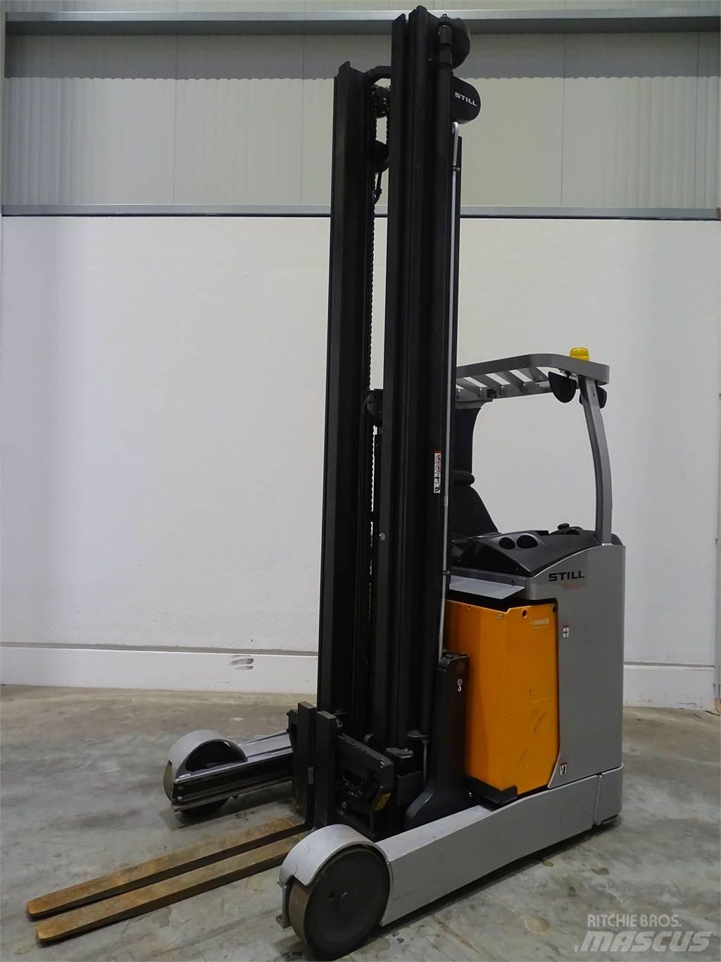 Still FM-X20 Reach trucks