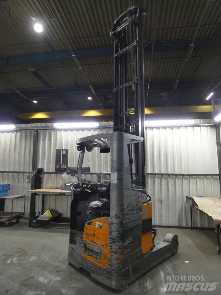 Still FM-X20 Reach trucks