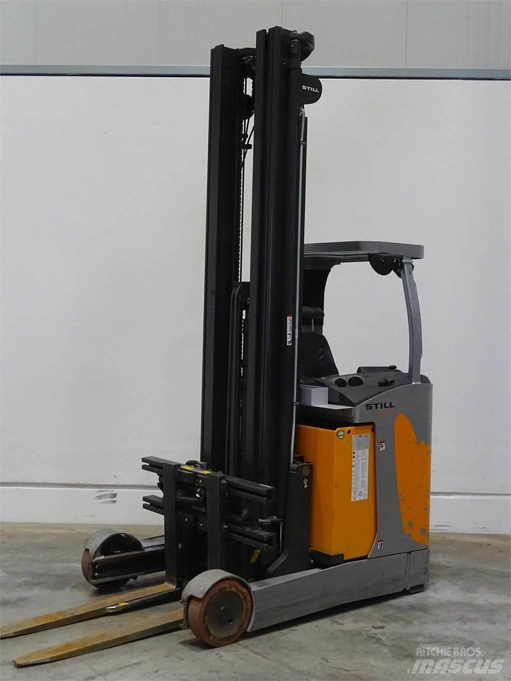 Still FM-X20 Reach trucks