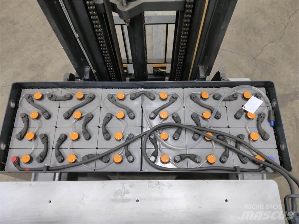 Still FM-X20EW Reach trucks