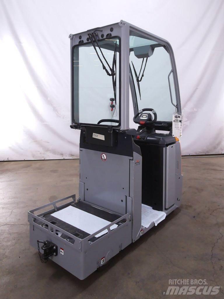 Still LTX-T06 Towing trucks