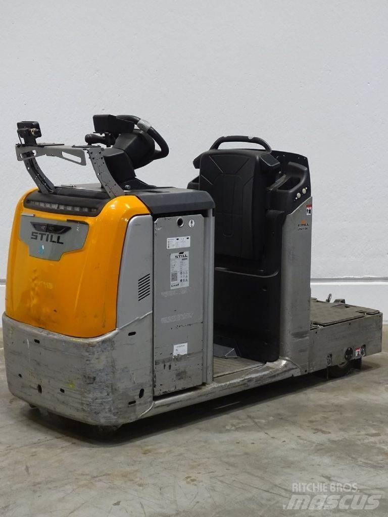 Still LTX-T06 Towing trucks