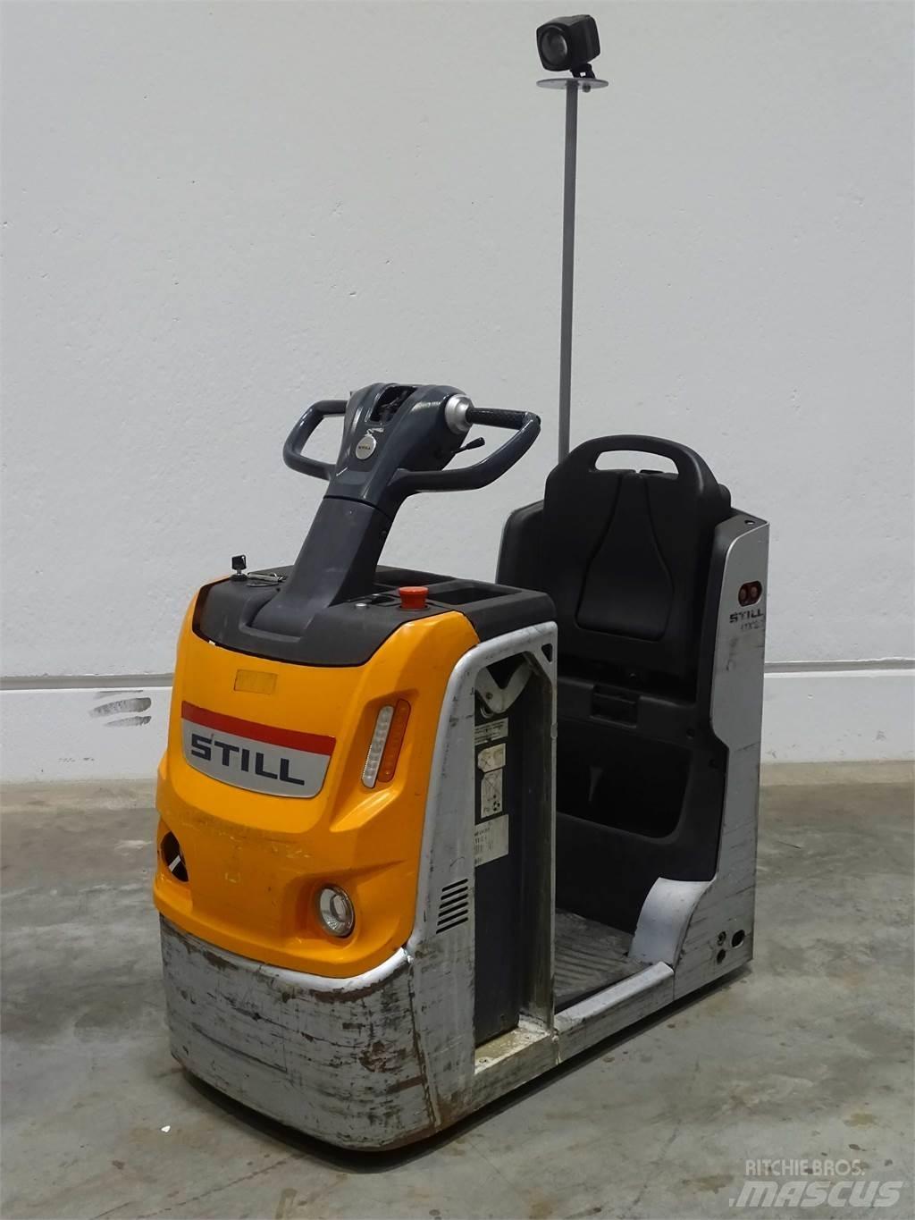 Still LTX20 Towing trucks