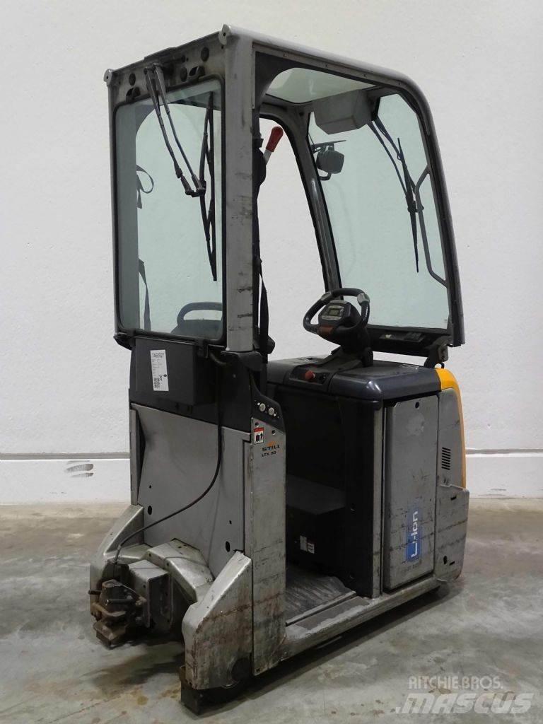 Still LTX50 Towing trucks
