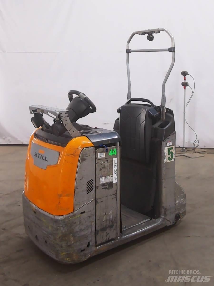 Still LTX50 Towing trucks